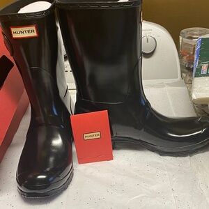 Hunter Glossy Black Boots